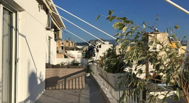 Апартаменты Пентхаус Sunkissed Rooftop Apartments
