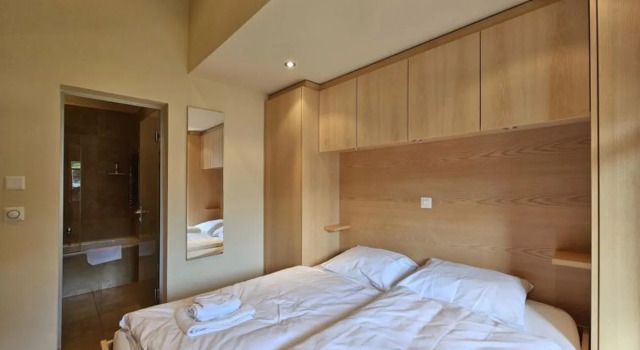 Aramis 4. OG, Boek Hotel Saas-Fee 