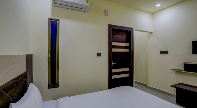 Hotel O Madhuram Residency