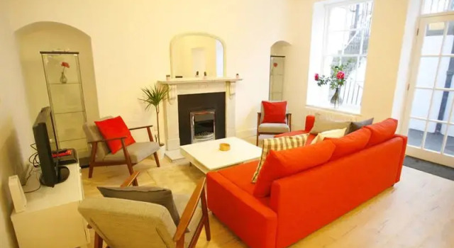 Short Let Direct - Mountjoy Square D1, Забронировать Отель Дублин Каунти Дублин, рядом с The Grand Social