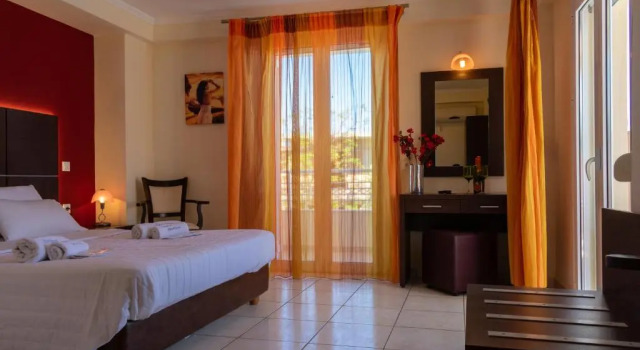 Двухместный номер Superior с видом на сад Zante Pantheon Hotel