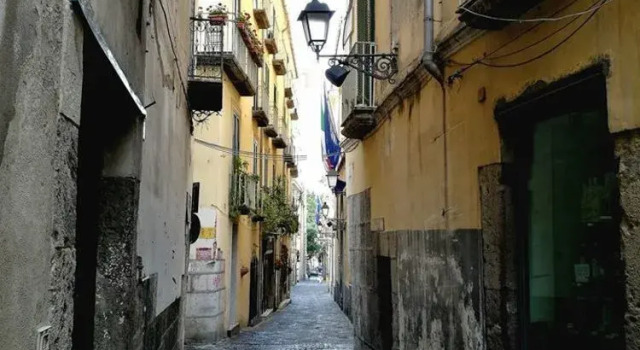Infinito Salerno Guesthouse, Book Hotel Hoteller i Salerno med parkering, Parkering