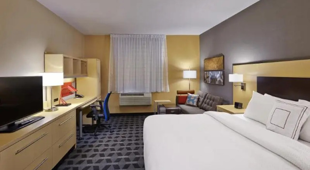 Номер Standard TownePlace Suites by Marriott London