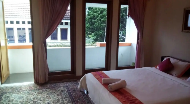 Villa Simply Homy Guesthouse Graha Puspa