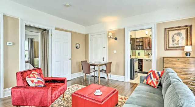 Апартаменты Historic Poughkeepsie Apt - Walkable Location