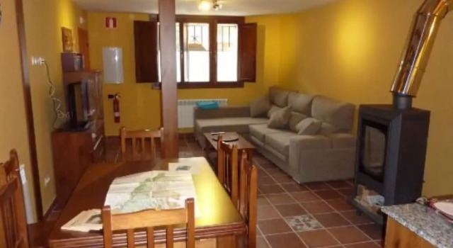 Casa Rural Aransay I y II, Забронировать Отель Белорадо Burgos Province