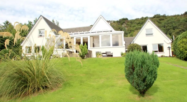 Lochview Guest House