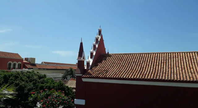 Colonial Guest House Walled City