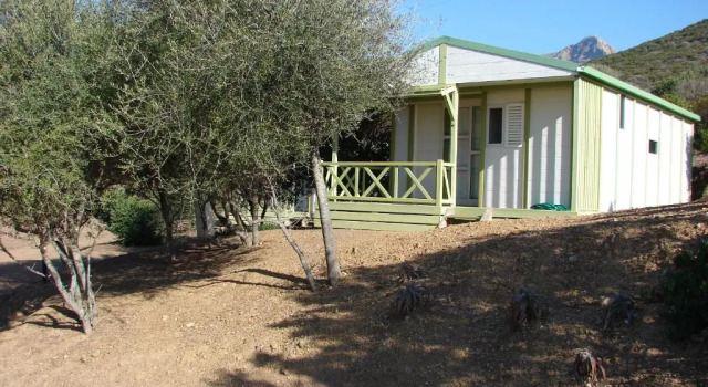 Коттедж Auberge Ferayola