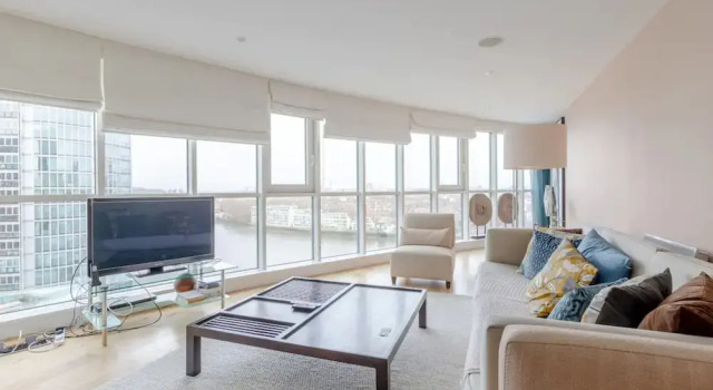 Апартаменты Gorgeous 3 Bedroom Flat in Vauxhall With City Views