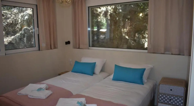 Апартаменты Voukelari Rooms
