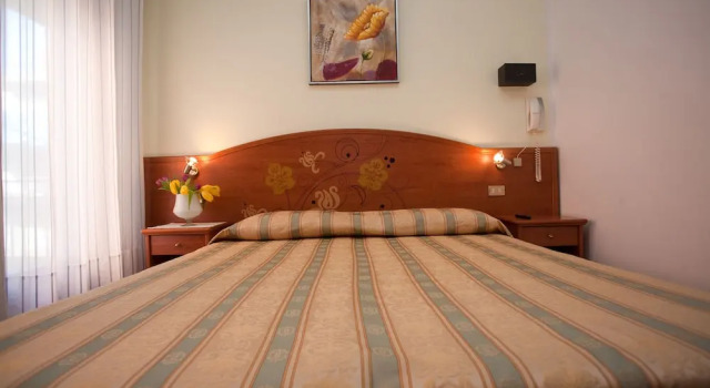 Standard Einzel Zimmer mit Balkon Hotel Ideal Sottomarina