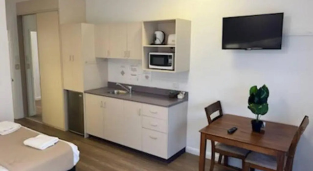 Studio apartment walk to the strand cbd stadium, Réserver Appartement The Strand Queensland