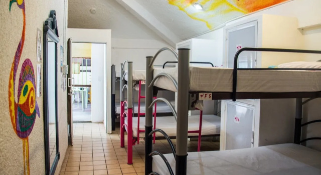 Кровать в общем номере (женский номер) Enjoy Playa Hostel