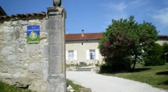 Chambres d'hôtes Le Château de Mouzay, Réserver Auberge Mini-hôtels à Great Eastern Region, Auberge
