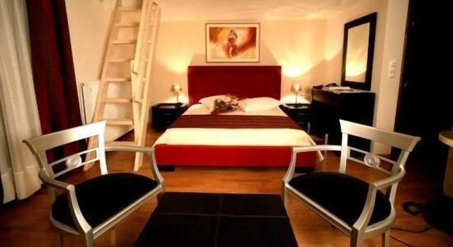 Семейный номер Standard с балконом Epavlis Meteora Suites Hotel