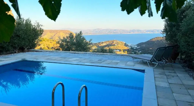 Вилла Evgoro Luxury Suites