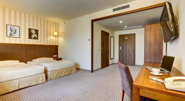 Номер Superior Hotel Afrodyta Business & Spa
