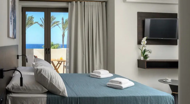 Люкс Envy Seaside Suites,By IdealStay Experience