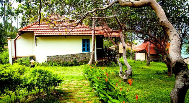 Бунгало Deluxe с балконом и с видом на море Phu Quoc Eco Beach Resort
