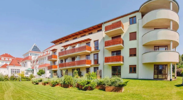 Ustka Wczasowa, Varaa Hotelli Ustka 