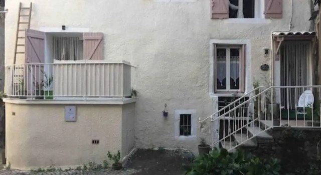 House With 2 Bedrooms in Valleraugue, With Wonderful City View, Terrace and Wifi - 23 km From the Slopes, Prenota Hotel Hotel a Cevenne con parcheggio, Parcheggio