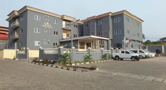Providence Suites Hotel, Book Hotel Hoteller i Ogun med pool, Swimmingpool