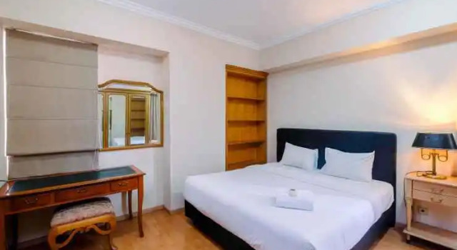 Luxury and Chic 3BR Apartment at Sudirman Tower Condominium By Travelio, Book Apartment Hotels in Jakarta with a Pool, near Mulia Tower, Swimming Pool