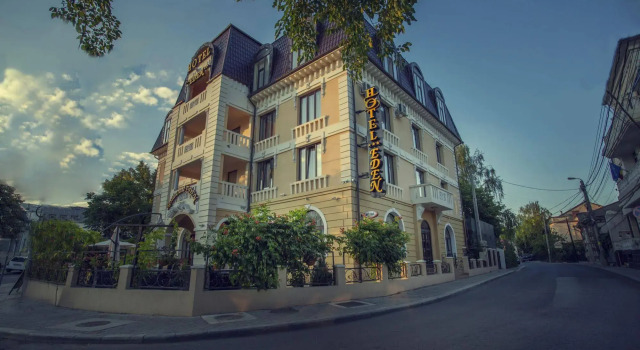 Hotel Eden
