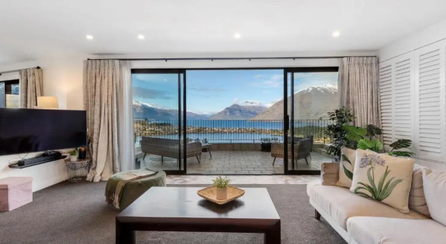 The Star of Queenstown Hill, Забронировать Отель Куинстаун 