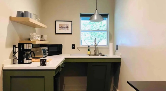 Boho Blue Airstream Nearby all Things Memphis, Book Feriehus Sommerhuse i Tennessee, Hytte