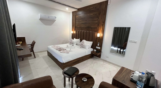 Click Collection The Abode, Dharamshala, Забронировать Отель Отели штата Химачал-Прадеш 3 звезды, 3*