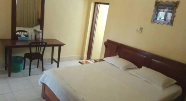 Wisma Tuluy, Prenota Affittacamere Hotel a Pematangsiantar con parcheggio, Parcheggio