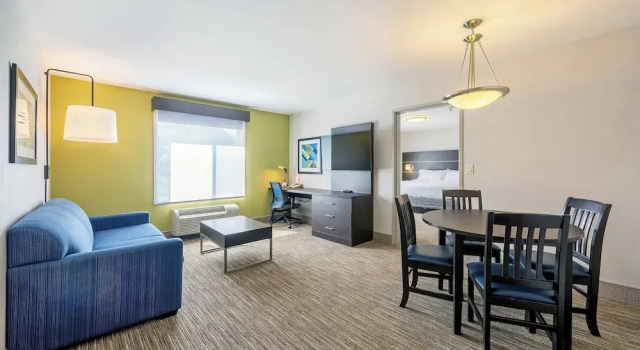 Люкс c 1 комнатой Holiday Inn Express Winona by IHG