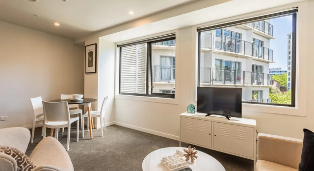 Beautiful 2BR Unit next to Myers Park Zodiak Stays, Забронировать Дом для отпуска Виллы Окленда, Вилла
