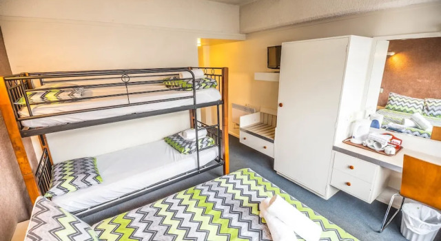YHA Queenstown Central, Забронировать Хостел Куинстаун 