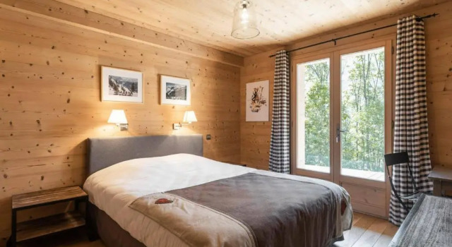 Chalet 4★, 14 pers, hammam, près pistes, terrasse sud - FR-1-304-140, Забронировать Шале Виллы Овернь-Рона-Альпы, Вилла