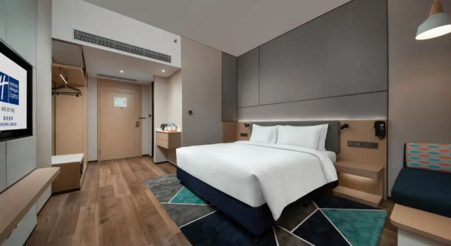 Двухместный номер Standard Holiday Inn Express Shenzhen Longhua by IHG