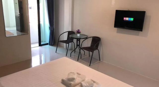 THE HUB SURATTHANl, Забронировать Отель Отели Moo 4 3 звезды, 3*