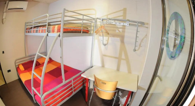 Семейный номер Standard Be Zaragoza Hostel