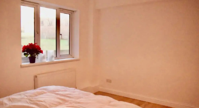 Spacious 3 Bedroom Flat Near Vibrant Camberwell, Varaa Huoneisto Asunnot kohteessa Merseyside, Huoneisto