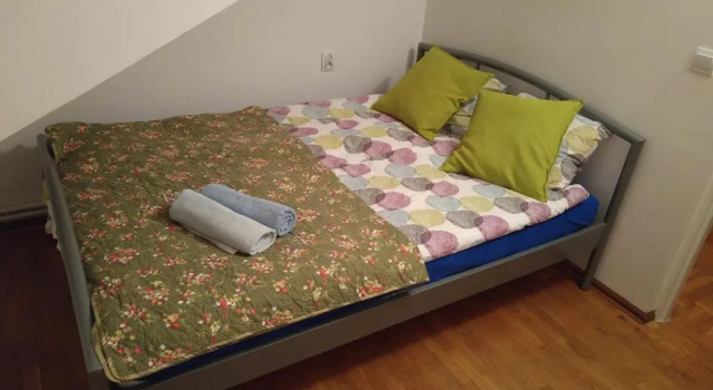 Rent0nline Brwinow Rooms, Забронировать Отель Недорогие отели Надажин, недорого
