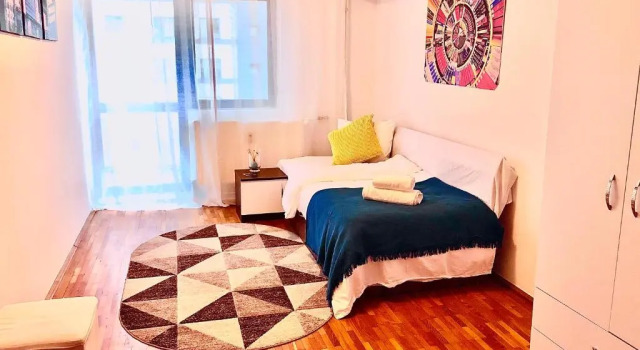 Номер Economy City Center Unirii Square Private rooms with City View - Shared Amenities