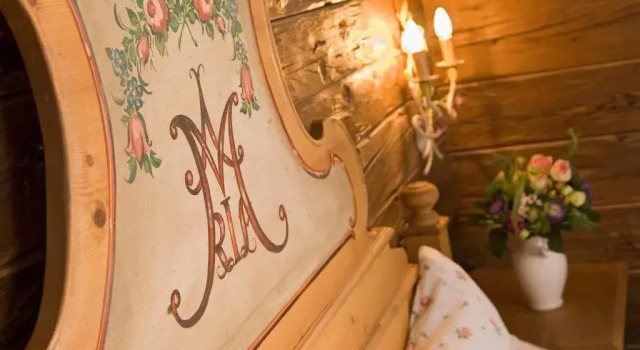 Полулюкс Hotel Alexander