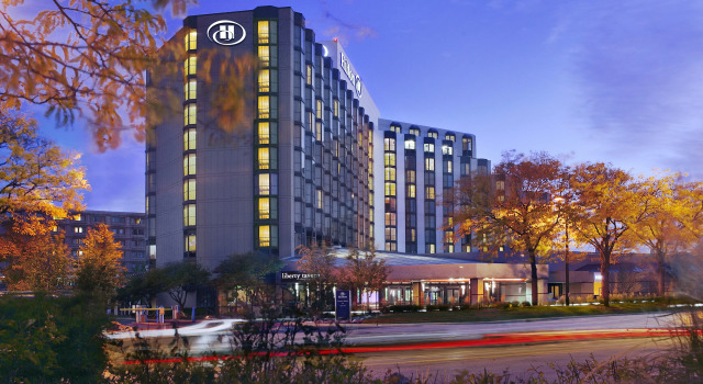 Hilton Rosemont Chicago O'Hare