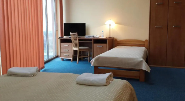 Standard Zimmer Noclegi Apro