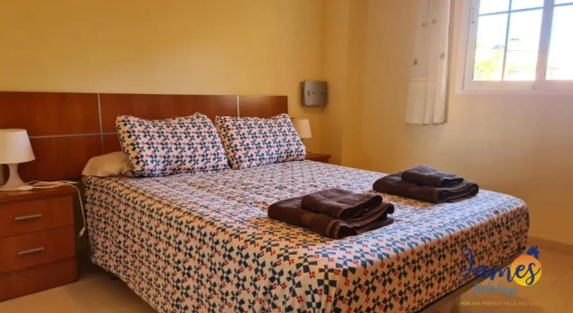 Playa Golf 1st floor apartment & com pool P243