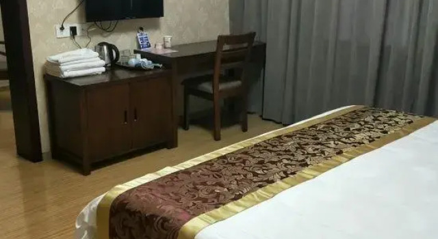 Люкс Deluxe Hangzhou Jinmanlou Hotel