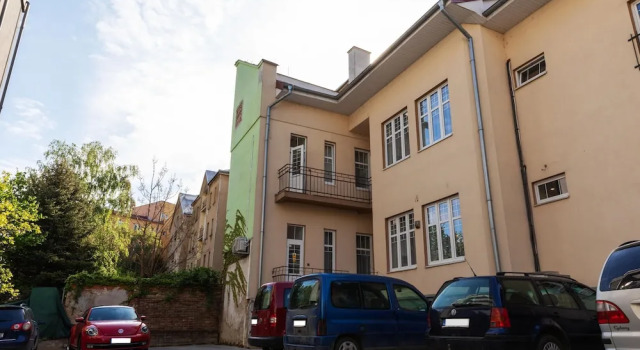 Golden Apartments, Rezervovat Apartmán Hotely v Košický kraj s parkováním, Parkování