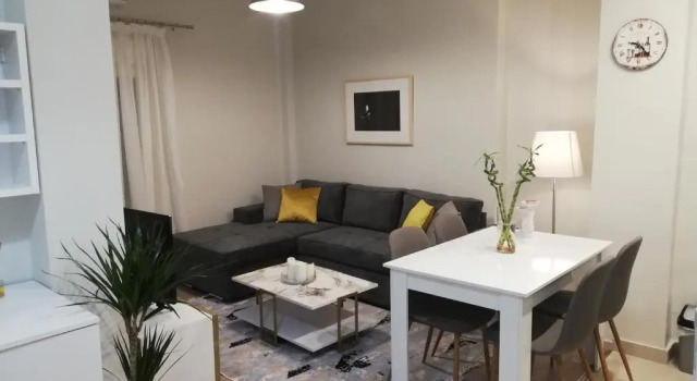 Vivian's cozy apartment